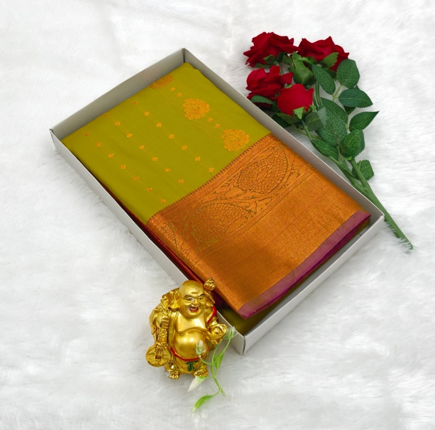 Border Soft Silk