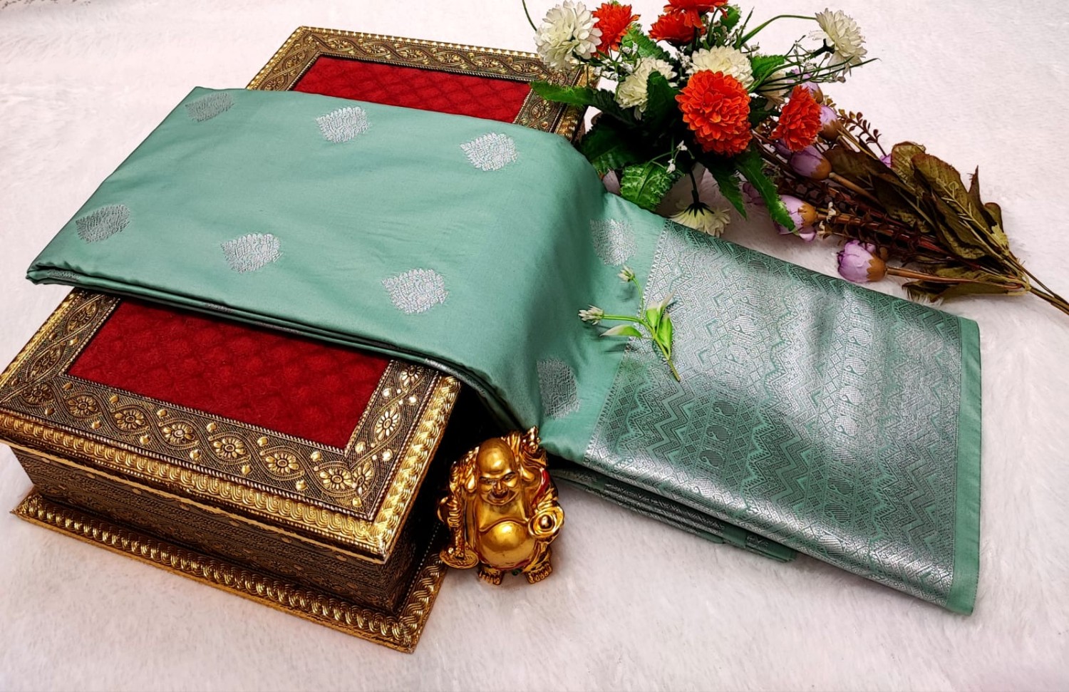 Border Soft Silk