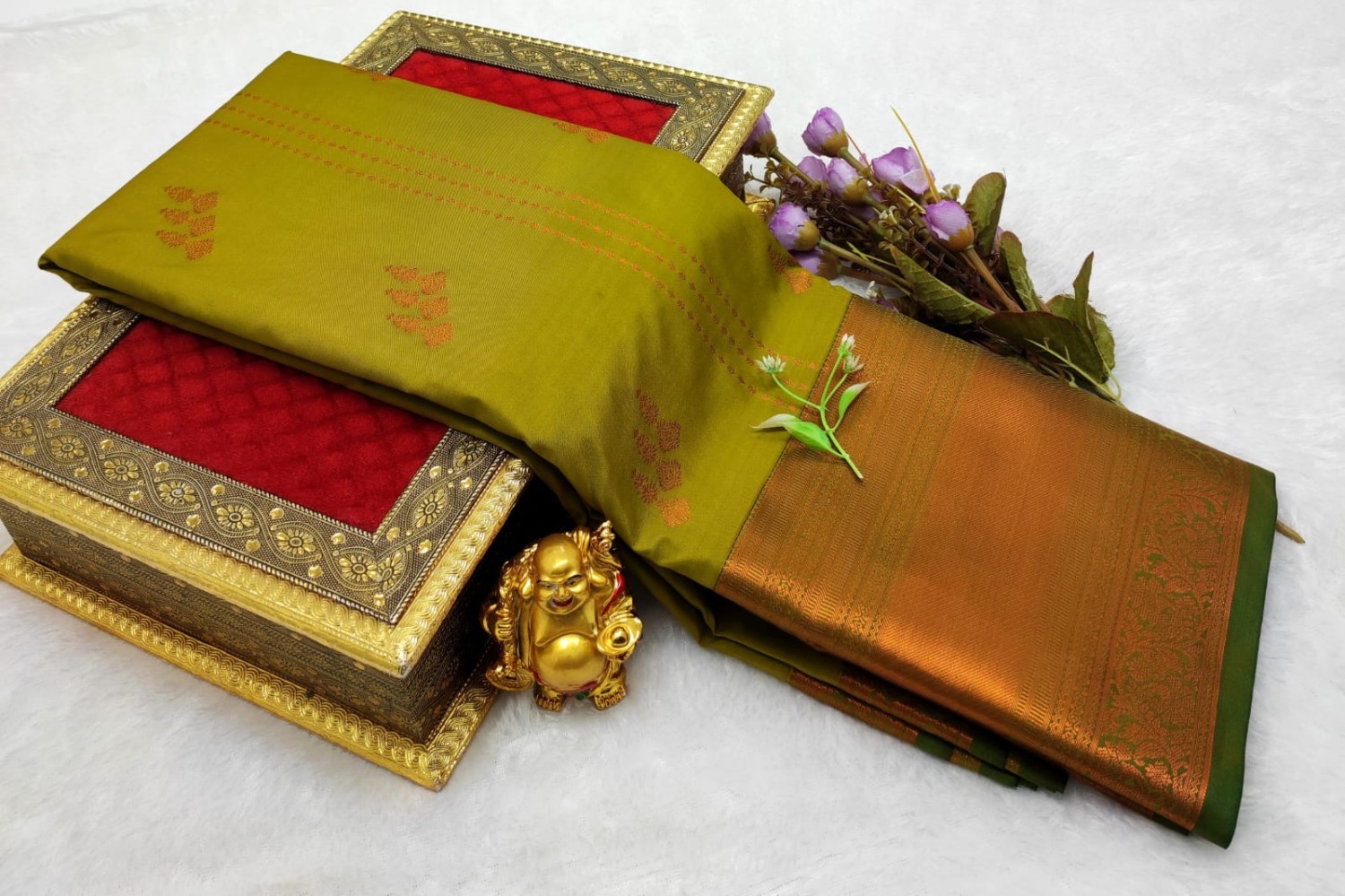 Border Soft Silk