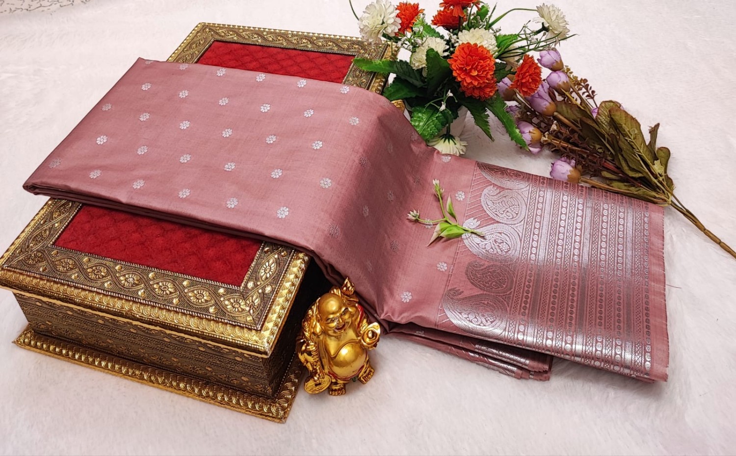 Border Soft Silk