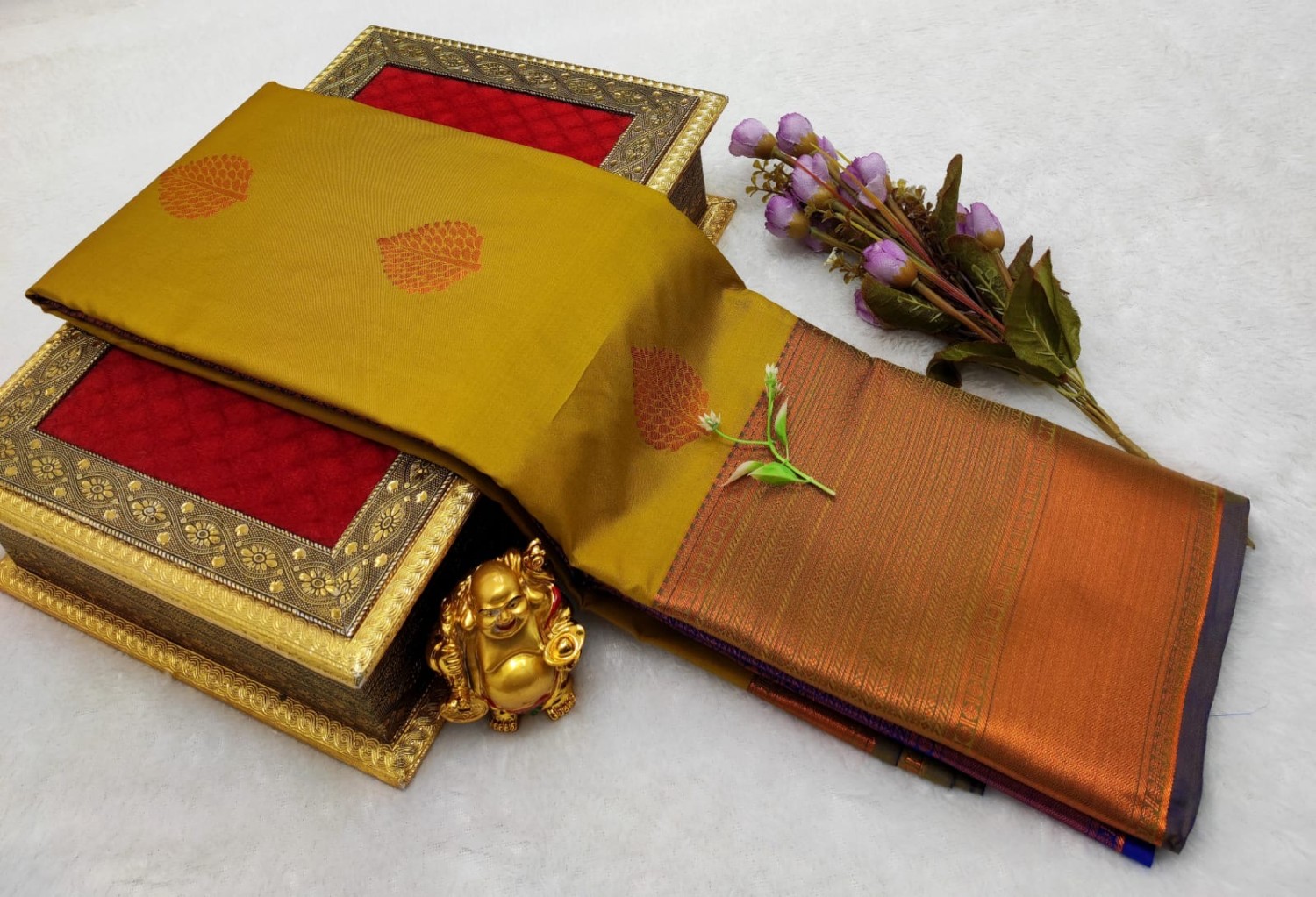 Border Soft Silk