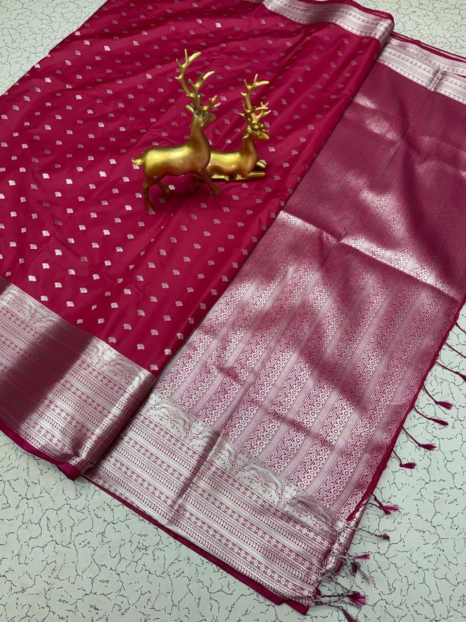 Border Soft Silk